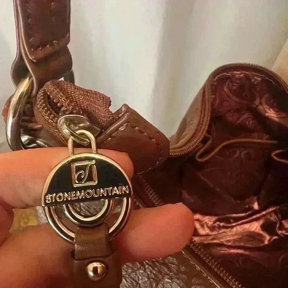 Stone Mountain Leather Shoulder Bag - Picture 10 of 10